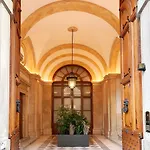 Casa Terrazza Colosseo 公寓 *